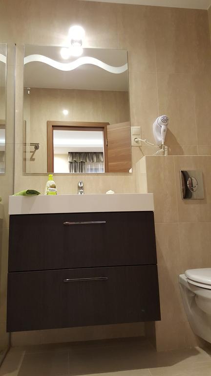 Tuenderlak Vendeghaz Apartment บาลาตอนฟือเรด ภายนอก รูปภาพ