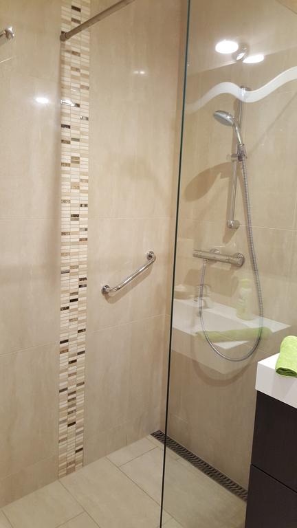 Tuenderlak Vendeghaz Apartment บาลาตอนฟือเรด ภายนอก รูปภาพ