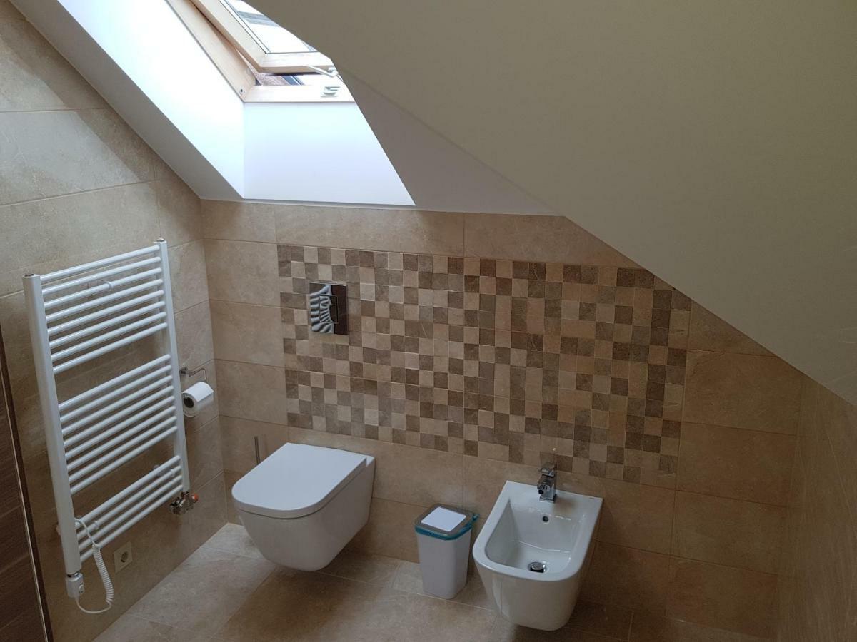 Tuenderlak Vendeghaz Apartment บาลาตอนฟือเรด ภายนอก รูปภาพ