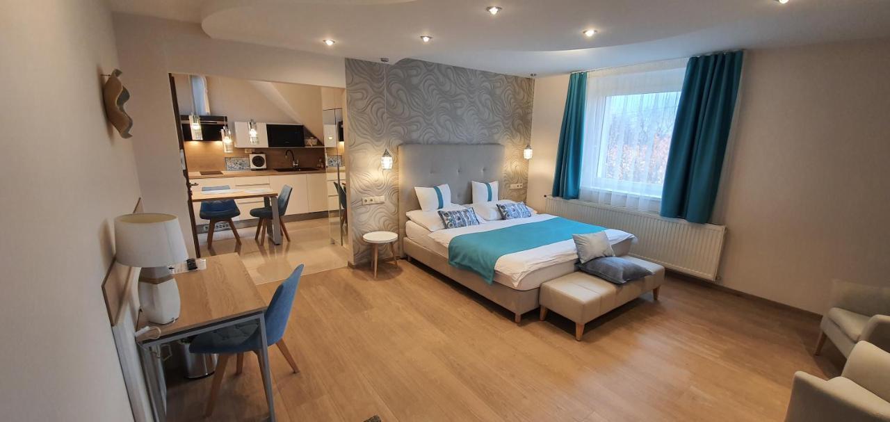 Tuenderlak Vendeghaz Apartment บาลาตอนฟือเรด ภายนอก รูปภาพ